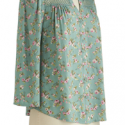 Treat-the-Parents-Top-in-Floral-side
